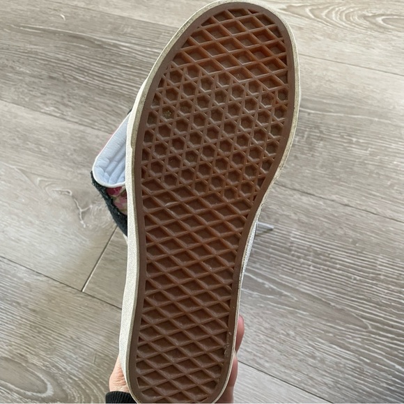 Vans Sk8-Hi Romantic Floral High Top Skate Sneaker Genuine Suede Womens Size 8 - Picture 9 of 11